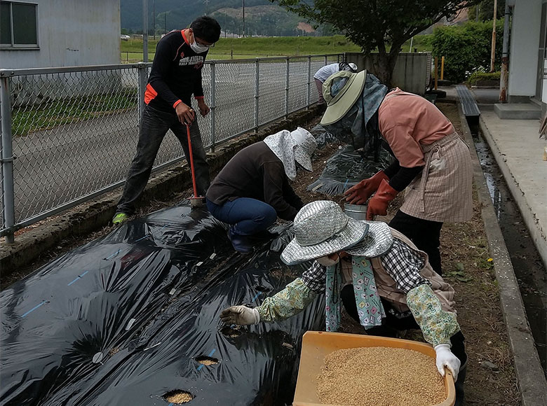 青垣和棉の会
